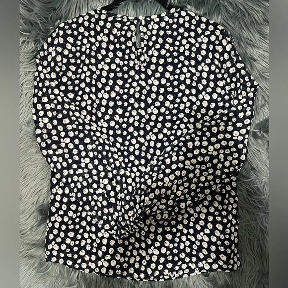 J. Crew Long Sleeve Floral Blouse - NEW Size 00 | Color: Navy Blue - Picture 3 of 4